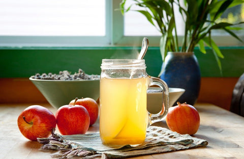 Morgendlicher Apfelessig-Honig-Drink - bioKontor